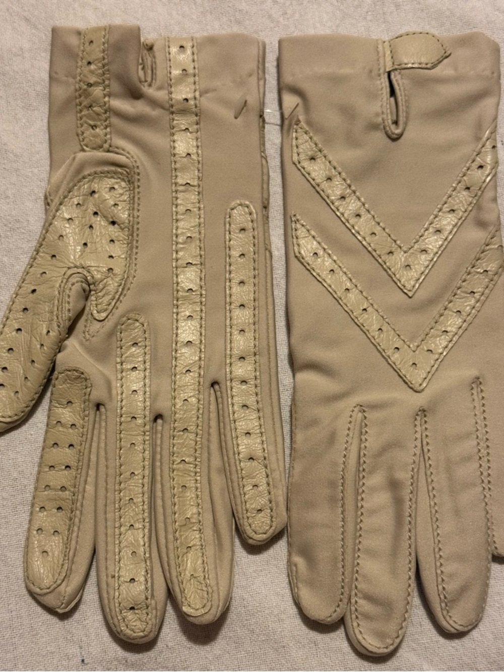 Assorted Vintage Leather Gloves Bundle - Picture 9 of 12